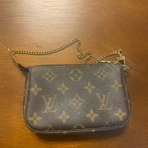 Authentic Louis Vuitton Multi Pochette Accessoires